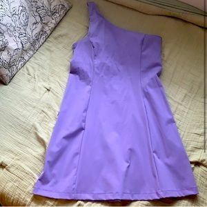 OV one-shouldered dress